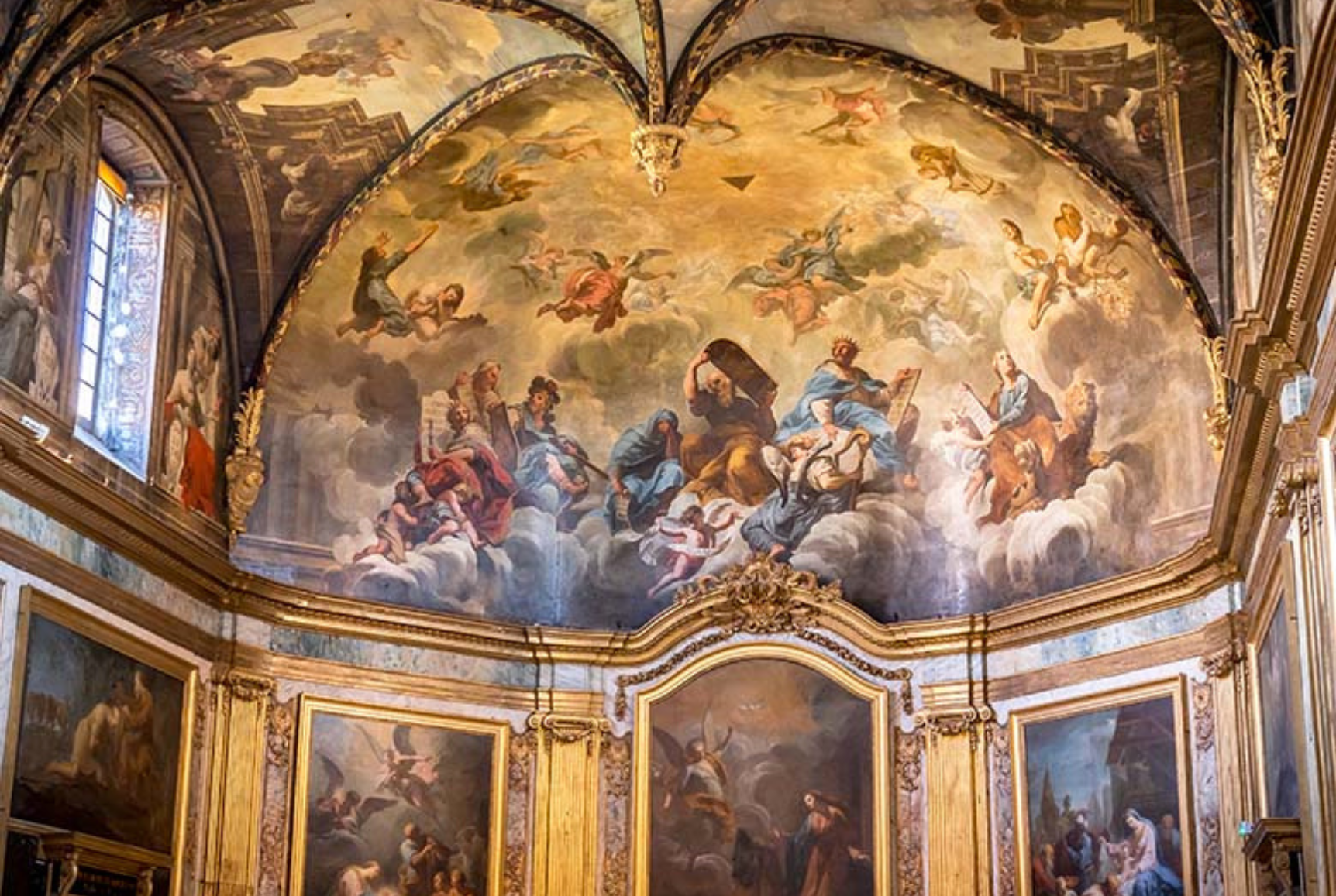 Chapelle des Carmélites à Toulouse pour un bal littéraire de la romantasy